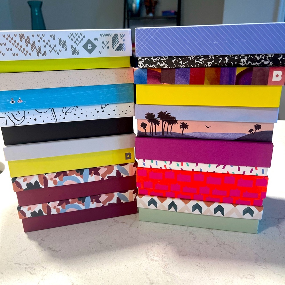 12 Empty Birchboxes